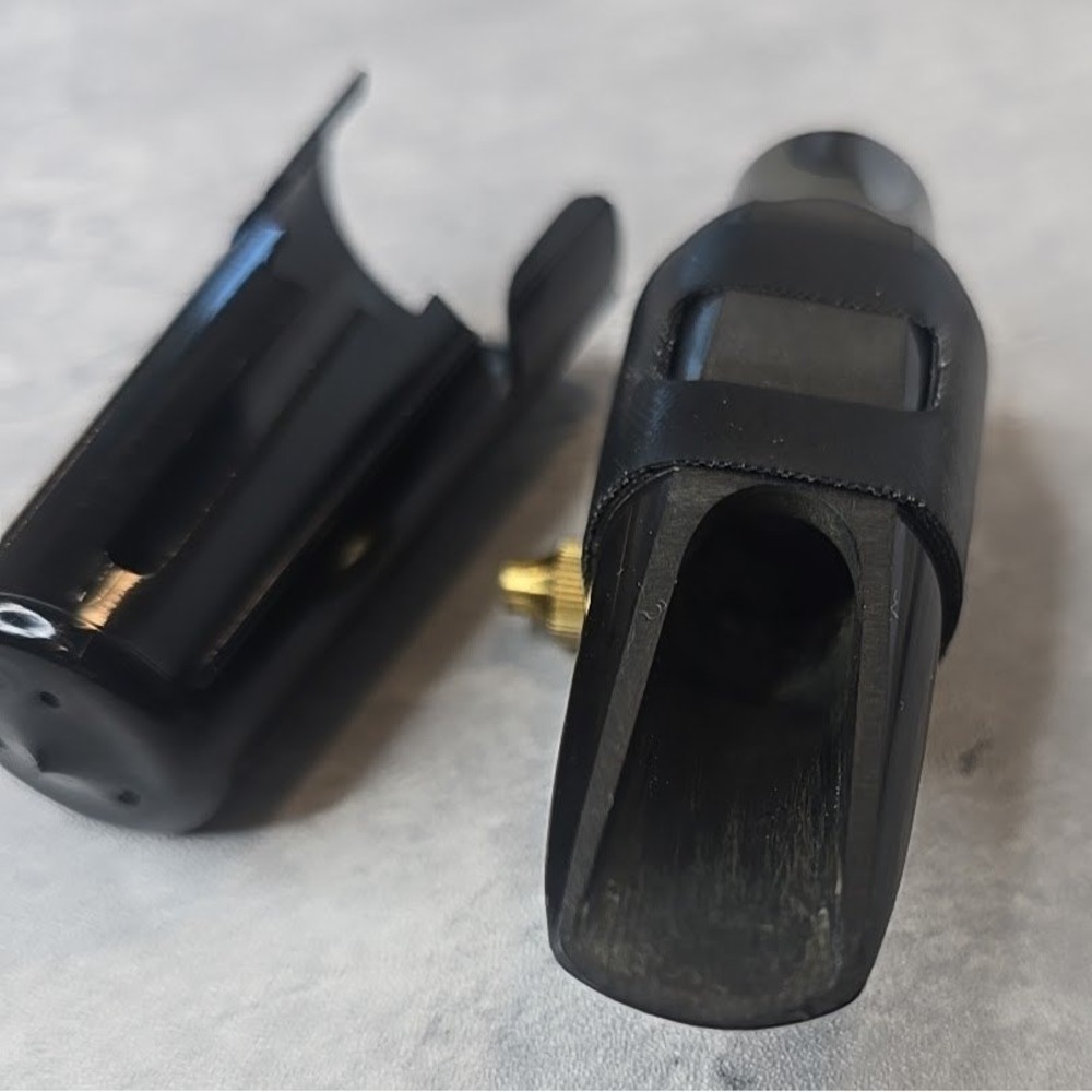 Vintage Alto Saxophone Mouthpiece with extras Rovner Ligature and Mixed Reed Lot - Picture 12 of 15